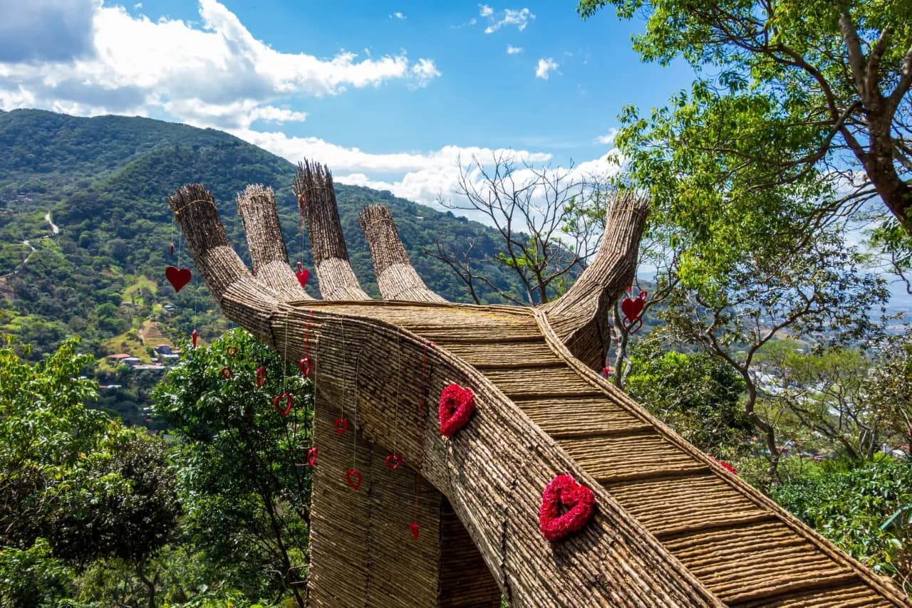 Gdzie leży Kostaryka? Twój przewodnik po tropikalnym raju